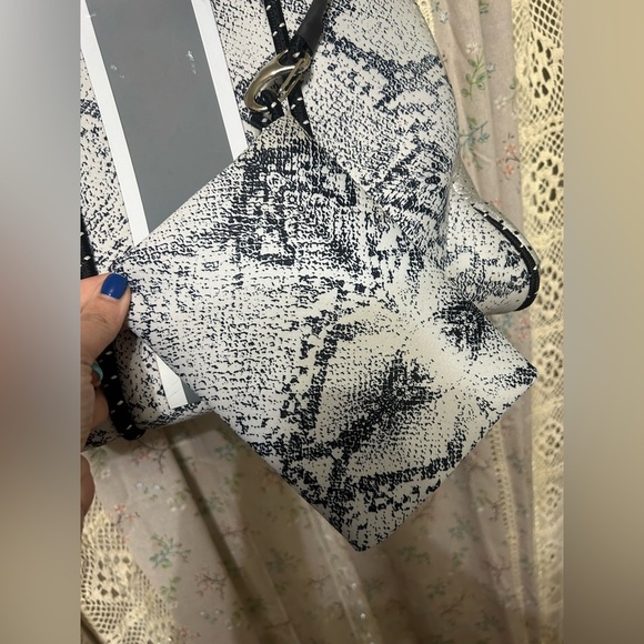 Parker & Hyde Silver Python and Grey Neoprene Stripe Tote - Picture 3 of 13